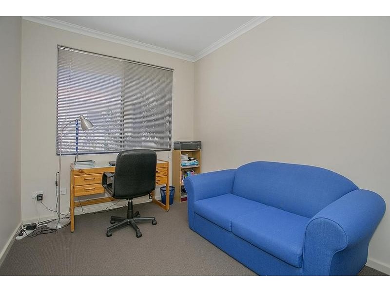 2/18 Separovich Way, Spearwood WA 6163