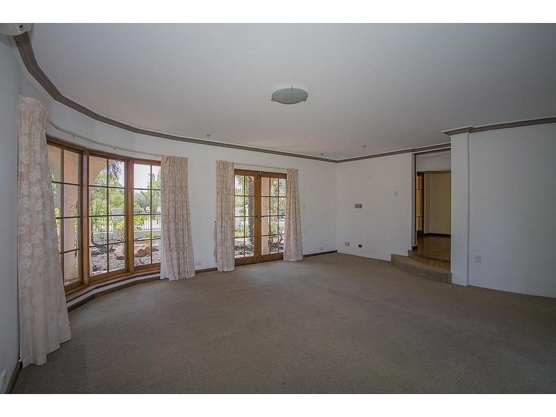 184 Burke Drive, Attadale WA 6156