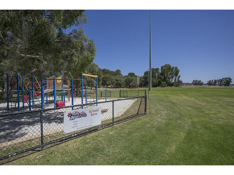 184 Burke Drive, Attadale WA 6156