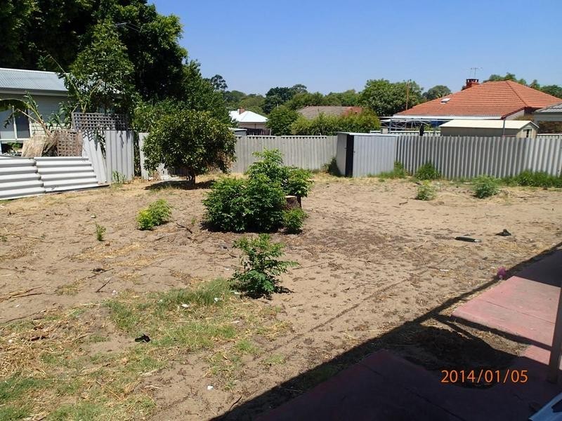 4 Thornett Street, Hilton WA 6163