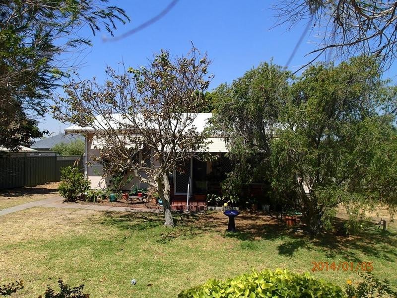 4 Thornett Street, Hilton WA 6163