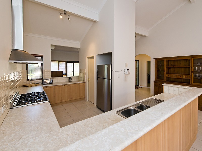 1/156 Holland Street, Fremantle WA 6160