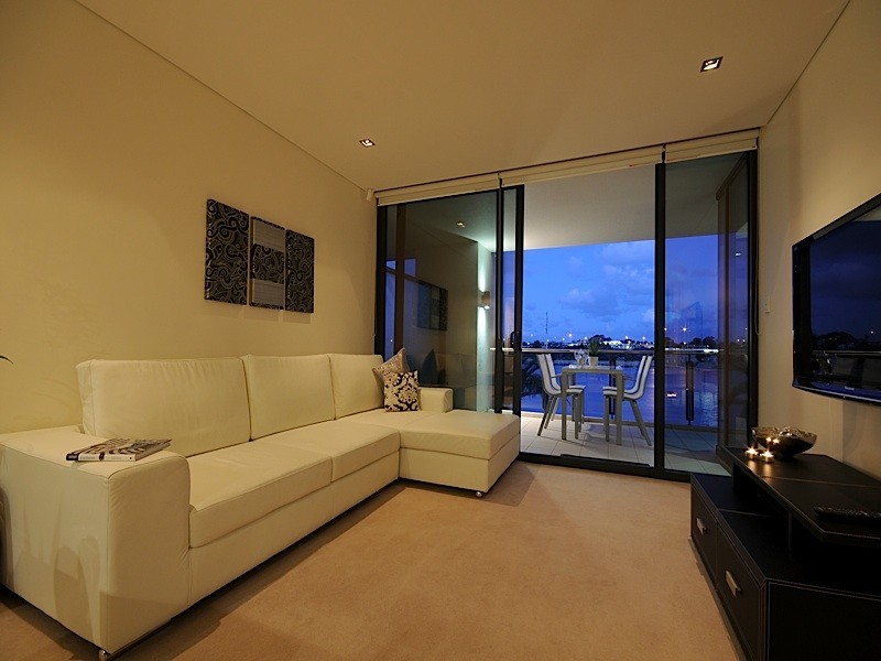 E202/70 Canning Beach Road, Applecross WA 6153