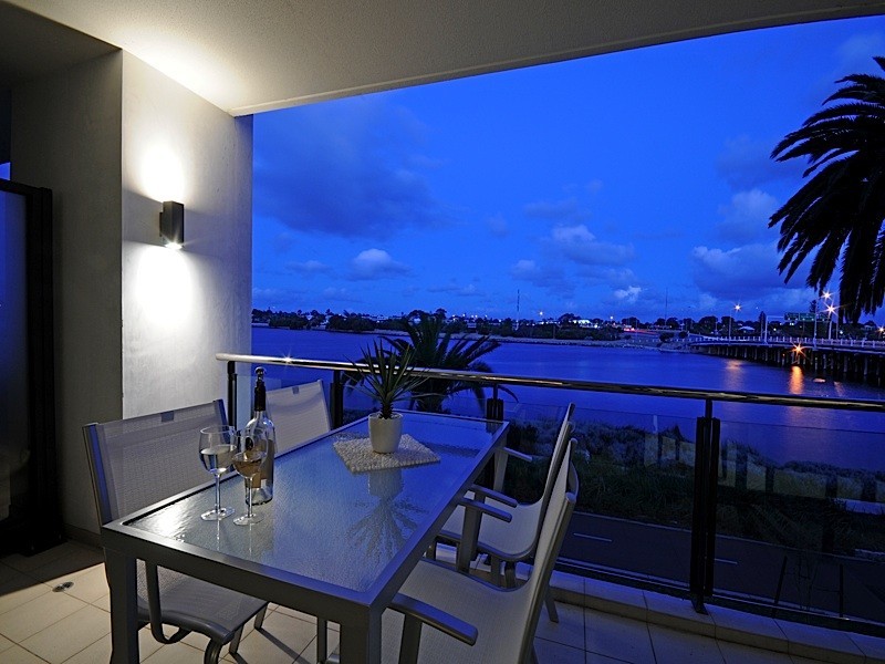 E202/70 Canning Beach Road, Applecross WA 6153