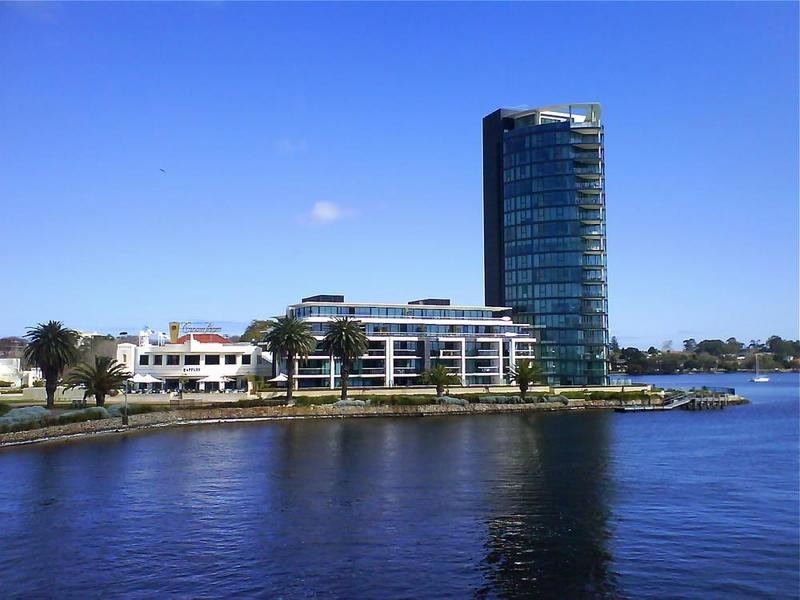 E202/70 Canning Beach Road, Applecross WA 6153