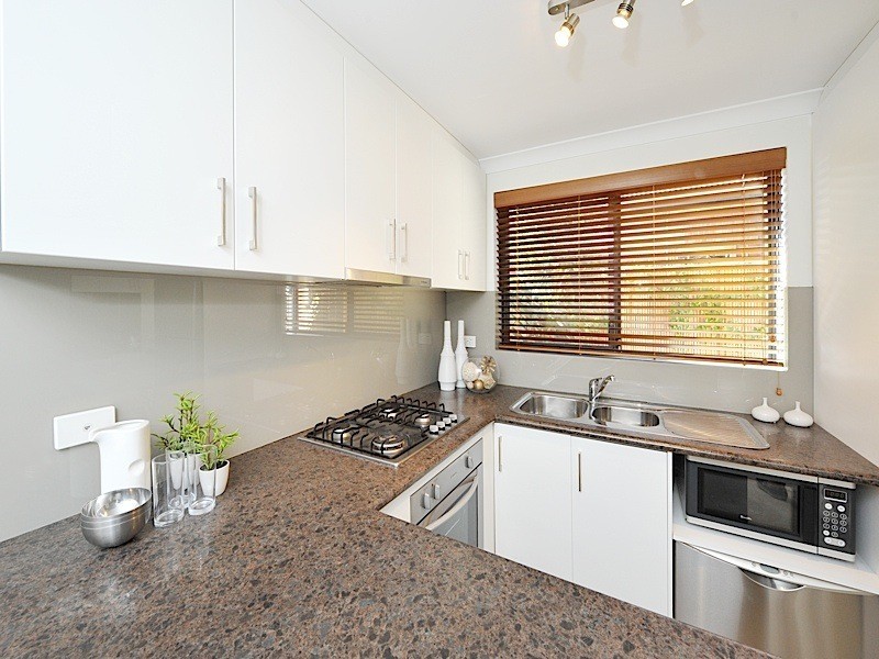 15/10 Stirling Street, Fremantle WA 6160