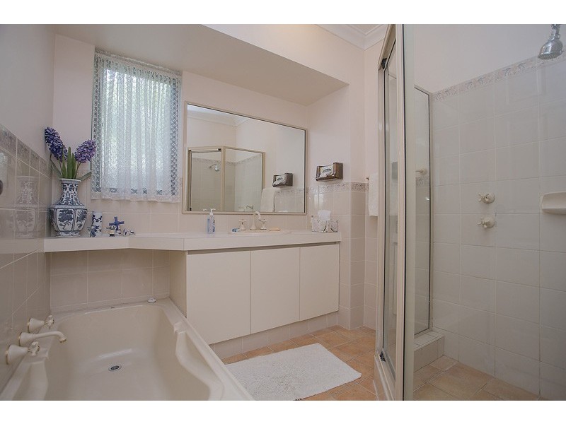 10 McCallum Crescent, Ardross WA 6153