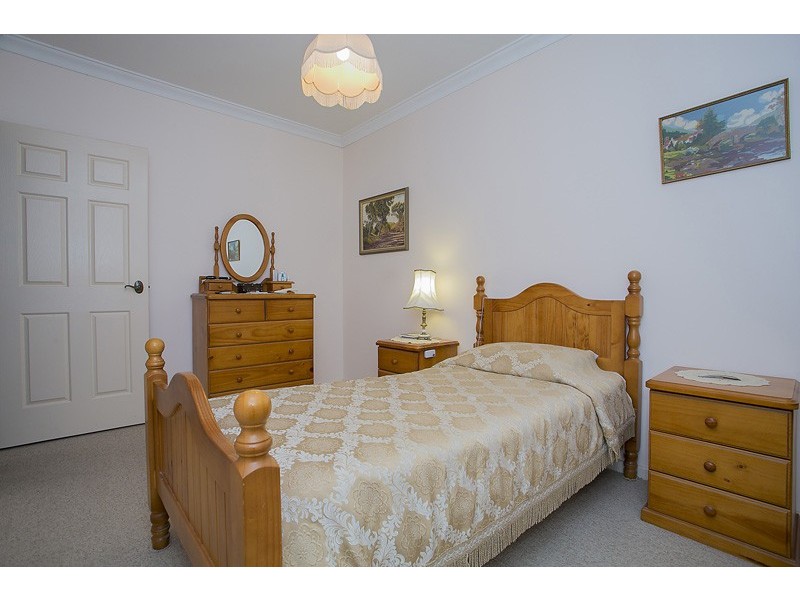 10 McCallum Crescent, Ardross WA 6153