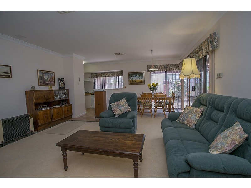 10 McCallum Crescent, Ardross WA 6153