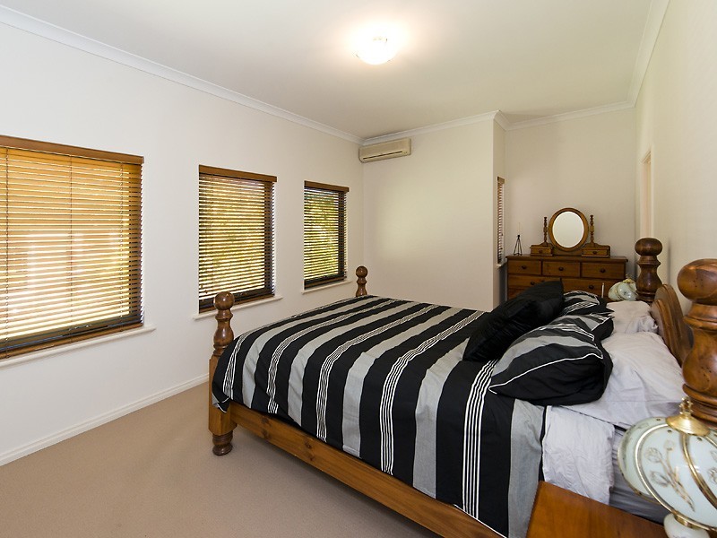 1/156 Holland Street, Fremantle WA 6160