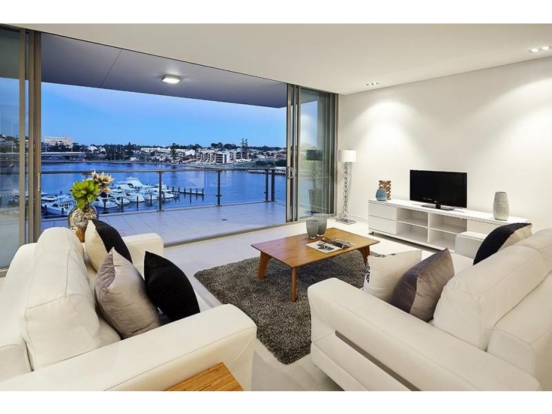 RS30/2 Doepel Street, North Fremantle WA 6159