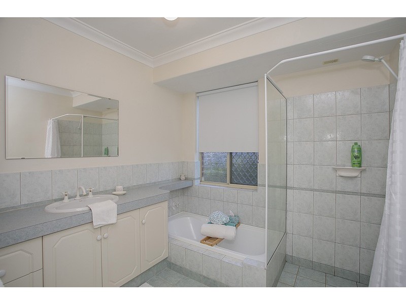 2A Doney Street, Alfred Cove WA 6154