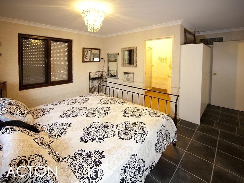 3 Leawood Crescent, Boya WA 6056
