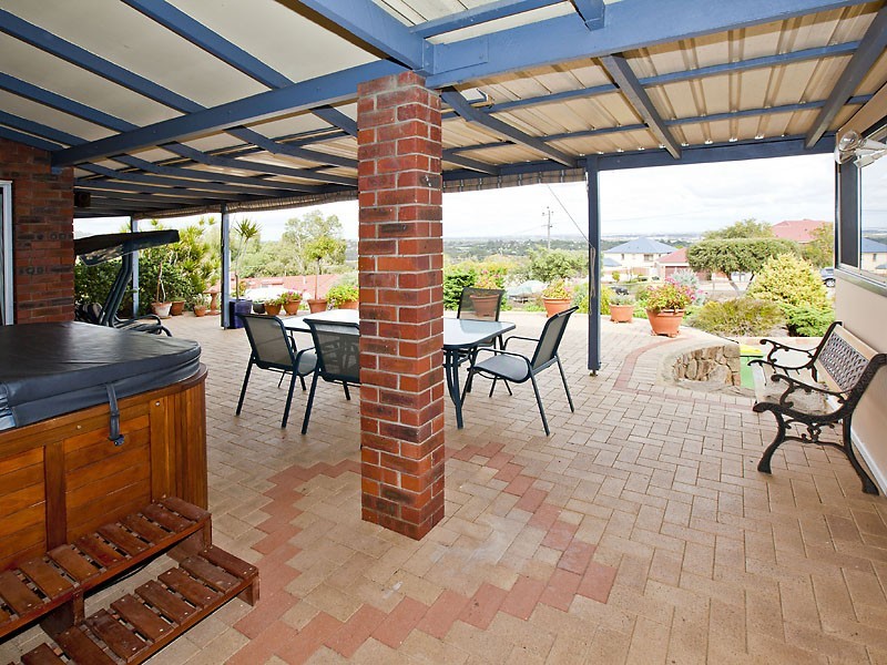 4A James Street, Swan View WA 6056