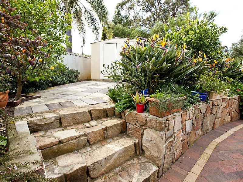 4A James Street, Swan View WA 6056