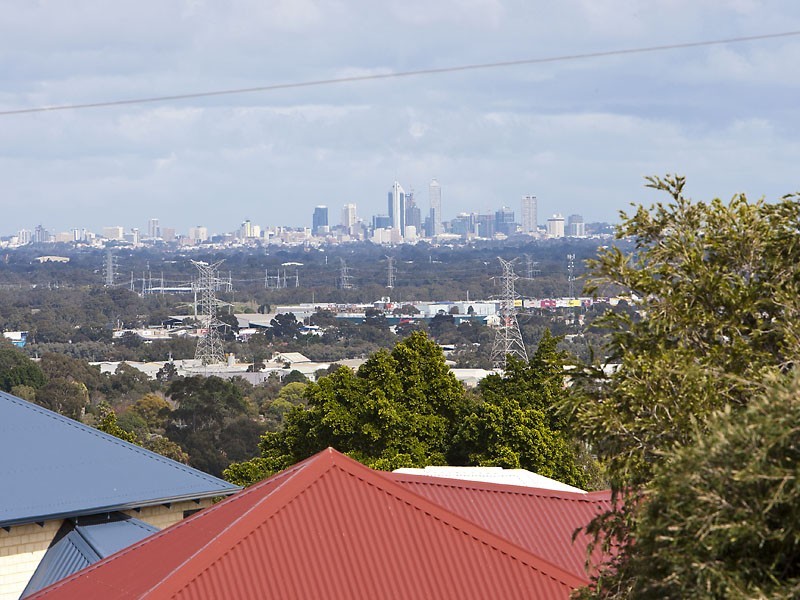 4A James Street, Swan View WA 6056