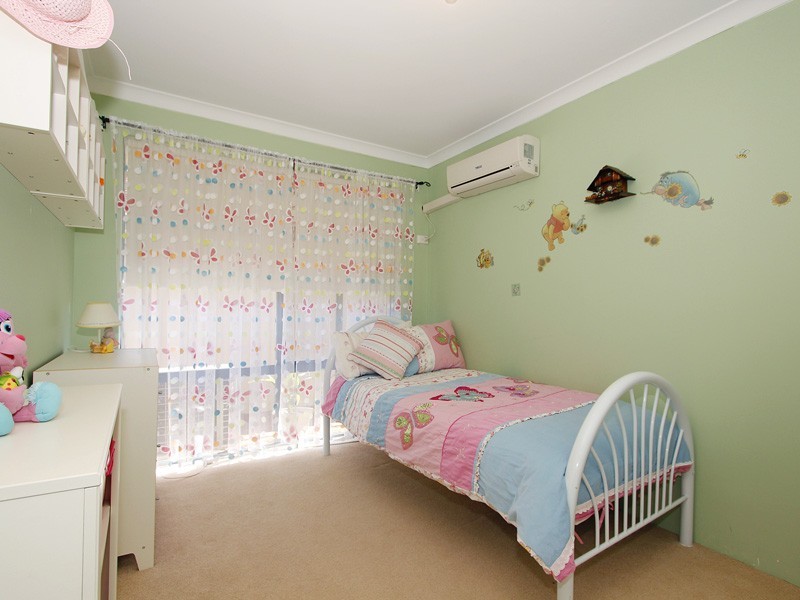 21 Peach Tree Way, Forrestfield WA 6058