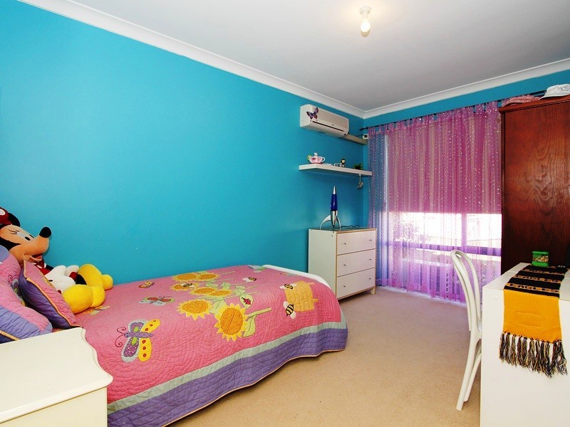 21 Peach Tree Way, Forrestfield WA 6058