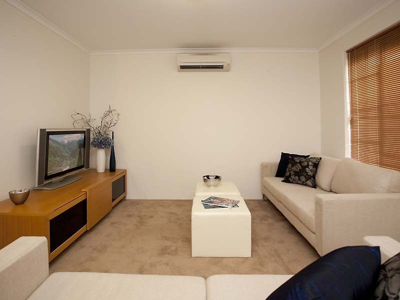 10 Riverdale Road, Helena Valley WA 6056