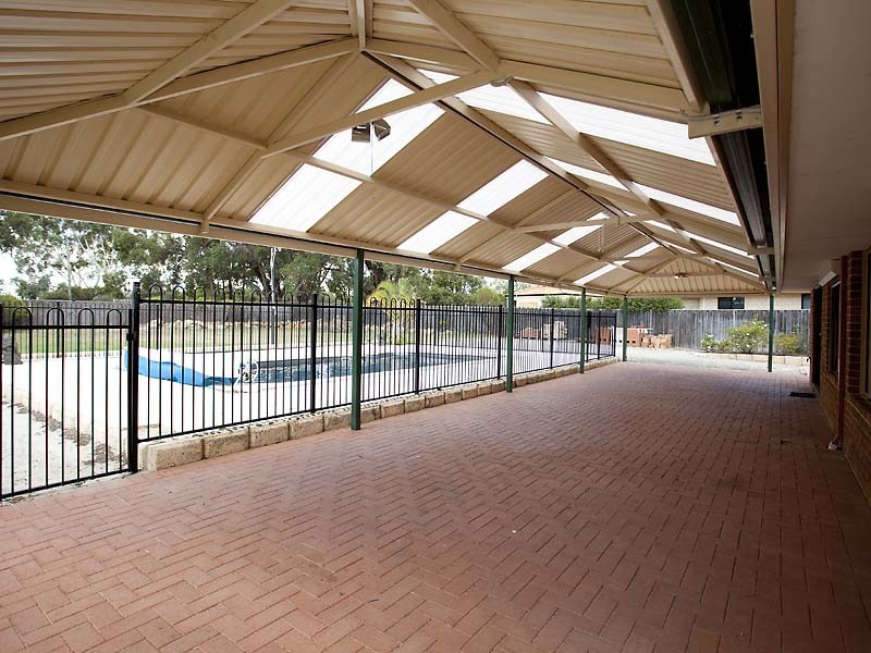 10 Riverdale Road, Helena Valley WA 6056