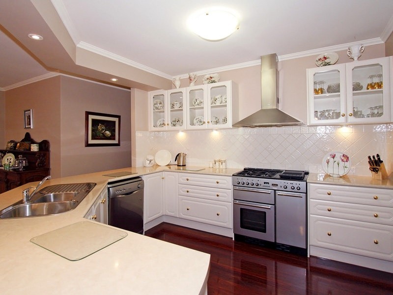 1 River Bank Blvd, South Guildford WA 6055