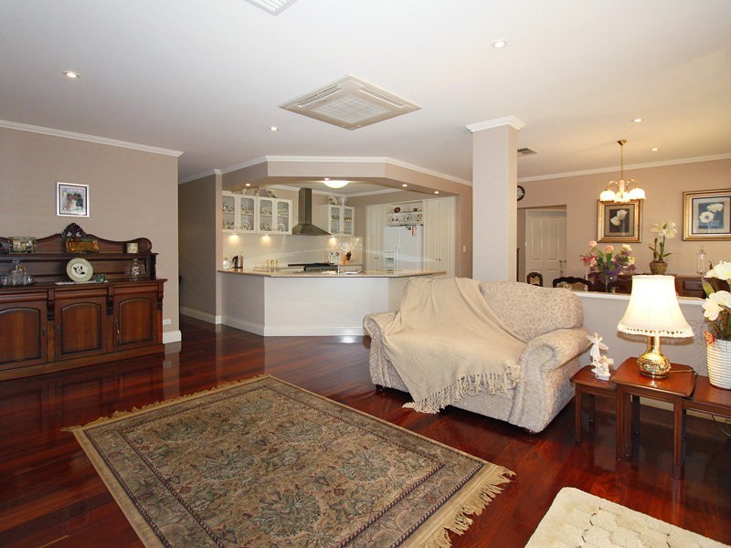 1 River Bank Blvd, South Guildford WA 6055