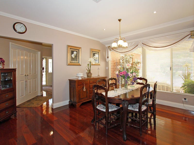 1 River Bank Blvd, South Guildford WA 6055