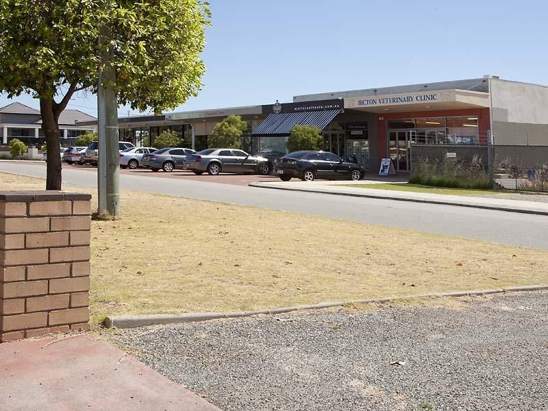 104A Harris St, Bicton WA 6157