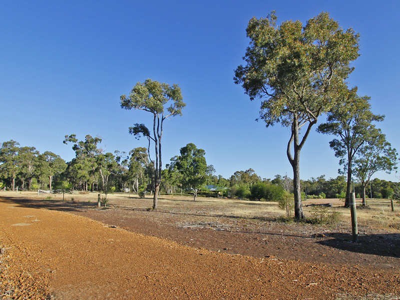 60 Reeds Road, Carmel WA 6076