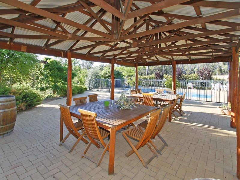 60 Reeds Road, Carmel WA 6076