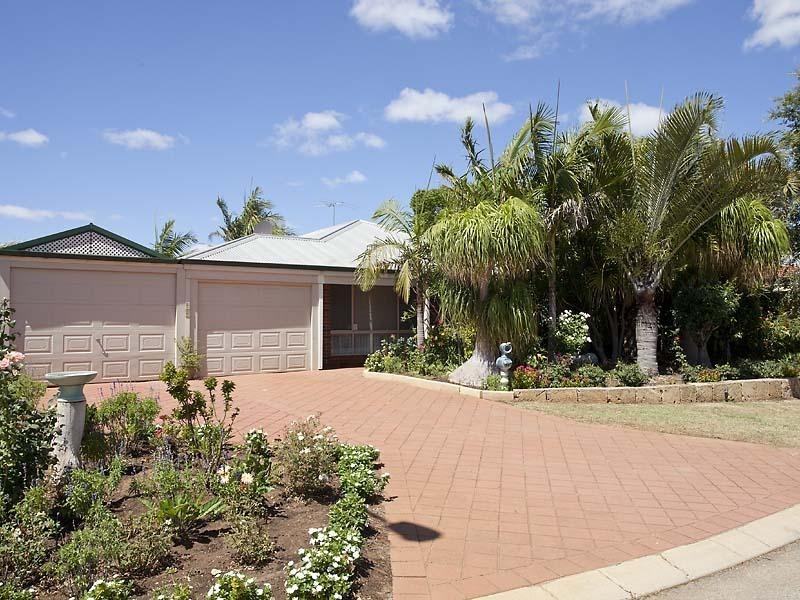 14 Houghton Close, South Guildford WA 6055