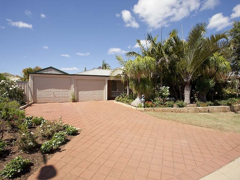 14 Houghton Close, South Guildford WA 6055