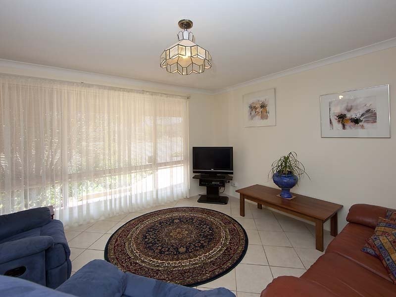 14 Houghton Close, South Guildford WA 6055