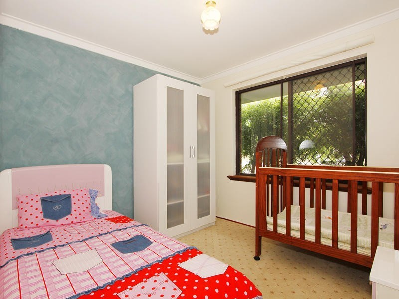 5 Gimlet Court, Forrestfield WA 6058