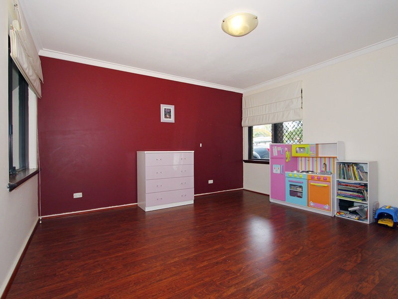 5 Gimlet Court, Forrestfield WA 6058