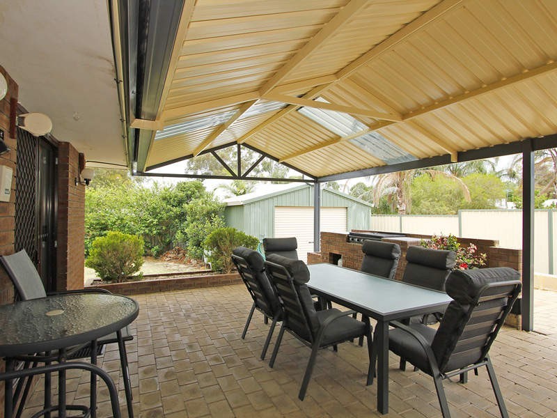 5 Gimlet Court, Forrestfield WA 6058