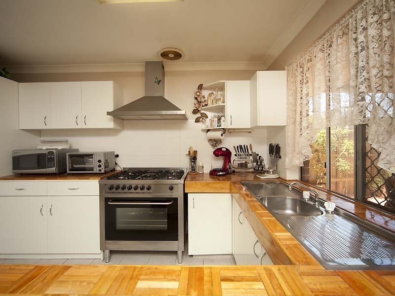 102 Newburn Road, High Wycombe WA 6057