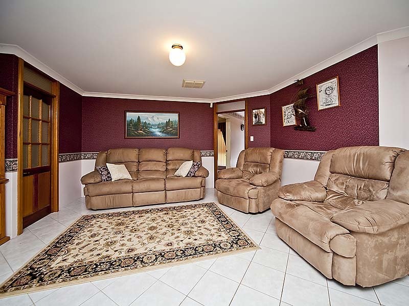 16 Magpie Court, High Wycombe WA 6057