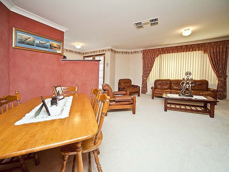 16 Magpie Court, High Wycombe WA 6057