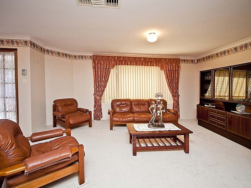 16 Magpie Court, High Wycombe WA 6057