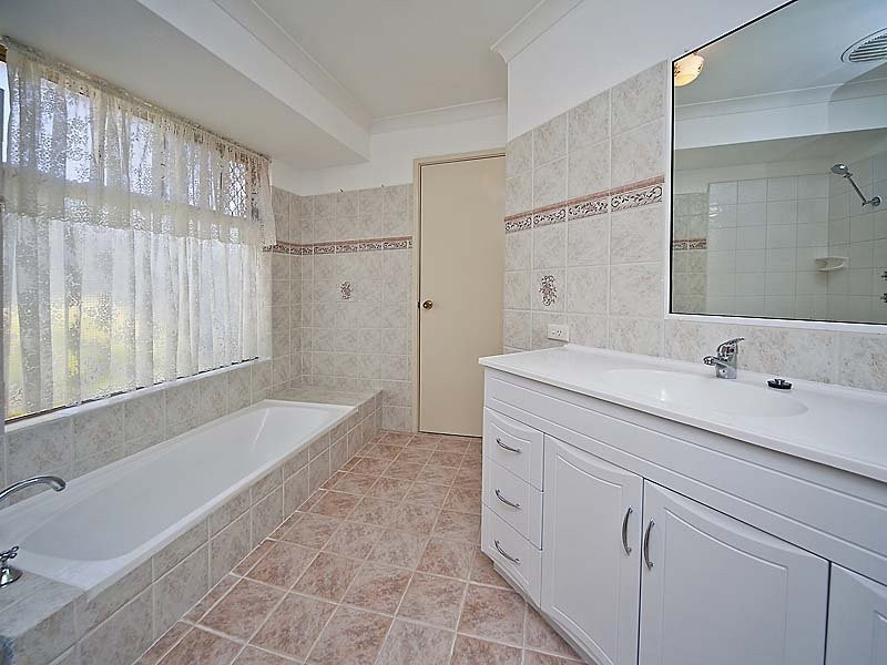 16 Magpie Court, High Wycombe WA 6057