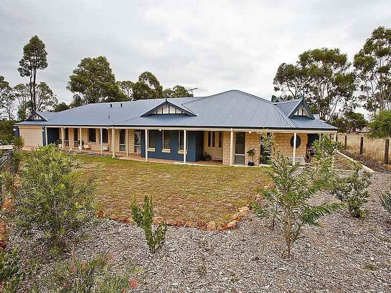 1 Turner Court, Mount Helena WA 6082