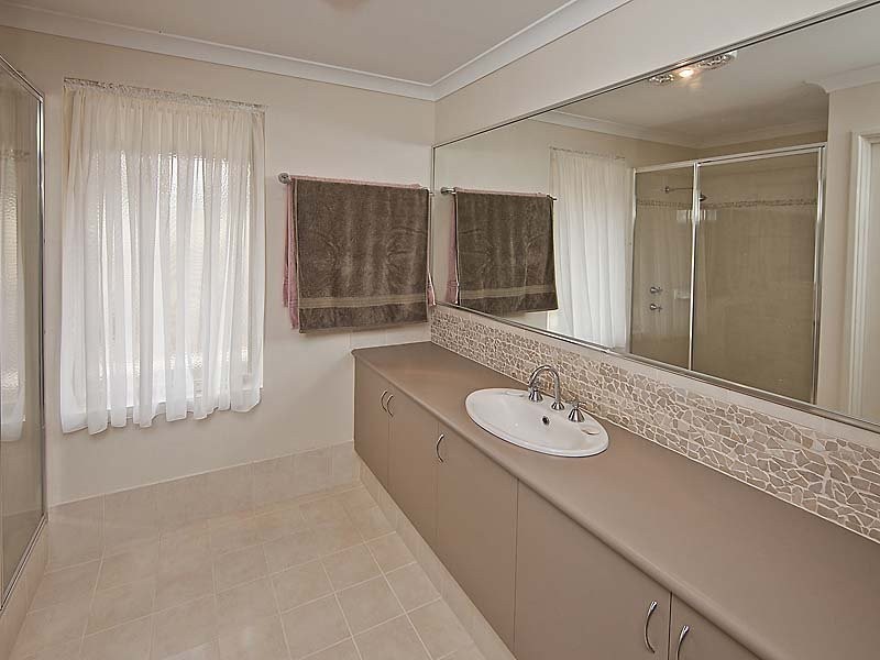 1 Turner Court, Mount Helena WA 6082