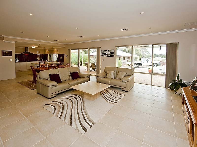 1 Turner Court, Mount Helena WA 6082