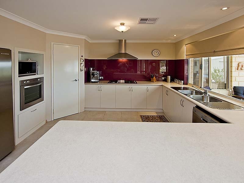 1 Turner Court, Mount Helena WA 6082