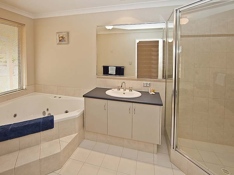 1 Turner Court, Mount Helena WA 6082