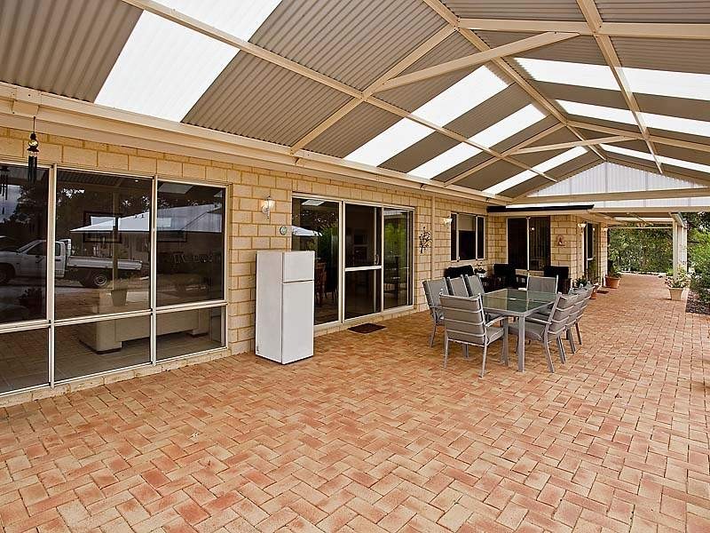 1 Turner Court, Mount Helena WA 6082