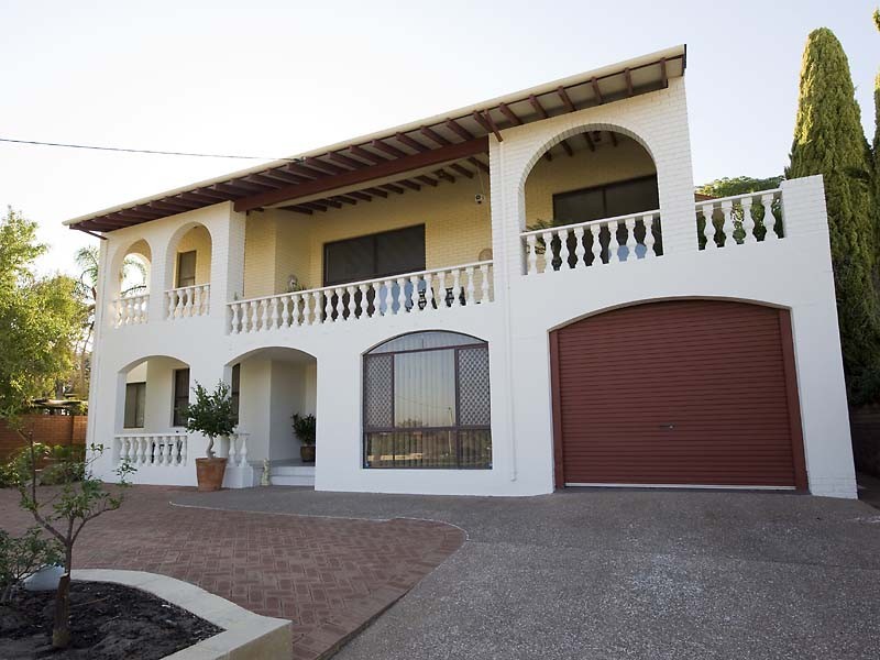 30 Weston Drive, Swan View WA 6056