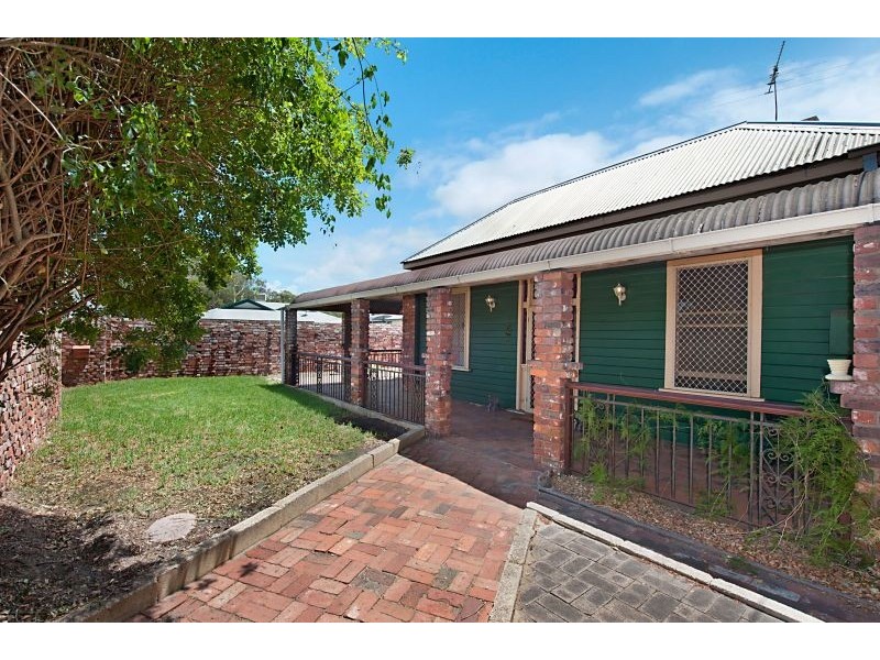 279 Morrison Road, Swan View WA 6056