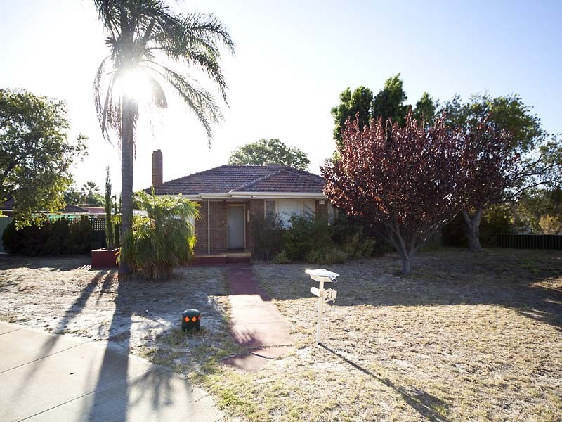 28 Bowkett Street (21 Copeland Pde), Redcliffe WA 6104